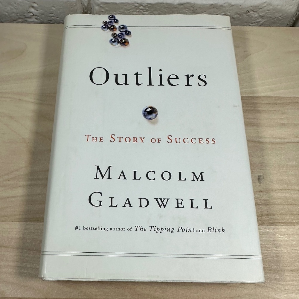 Malcolm Gladwell Outliers The Story of Success Hardcover EUC
